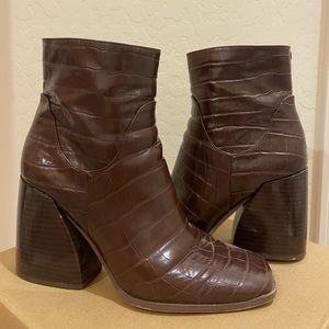 Circus by Sam Edelman Pascha Croco Bootie